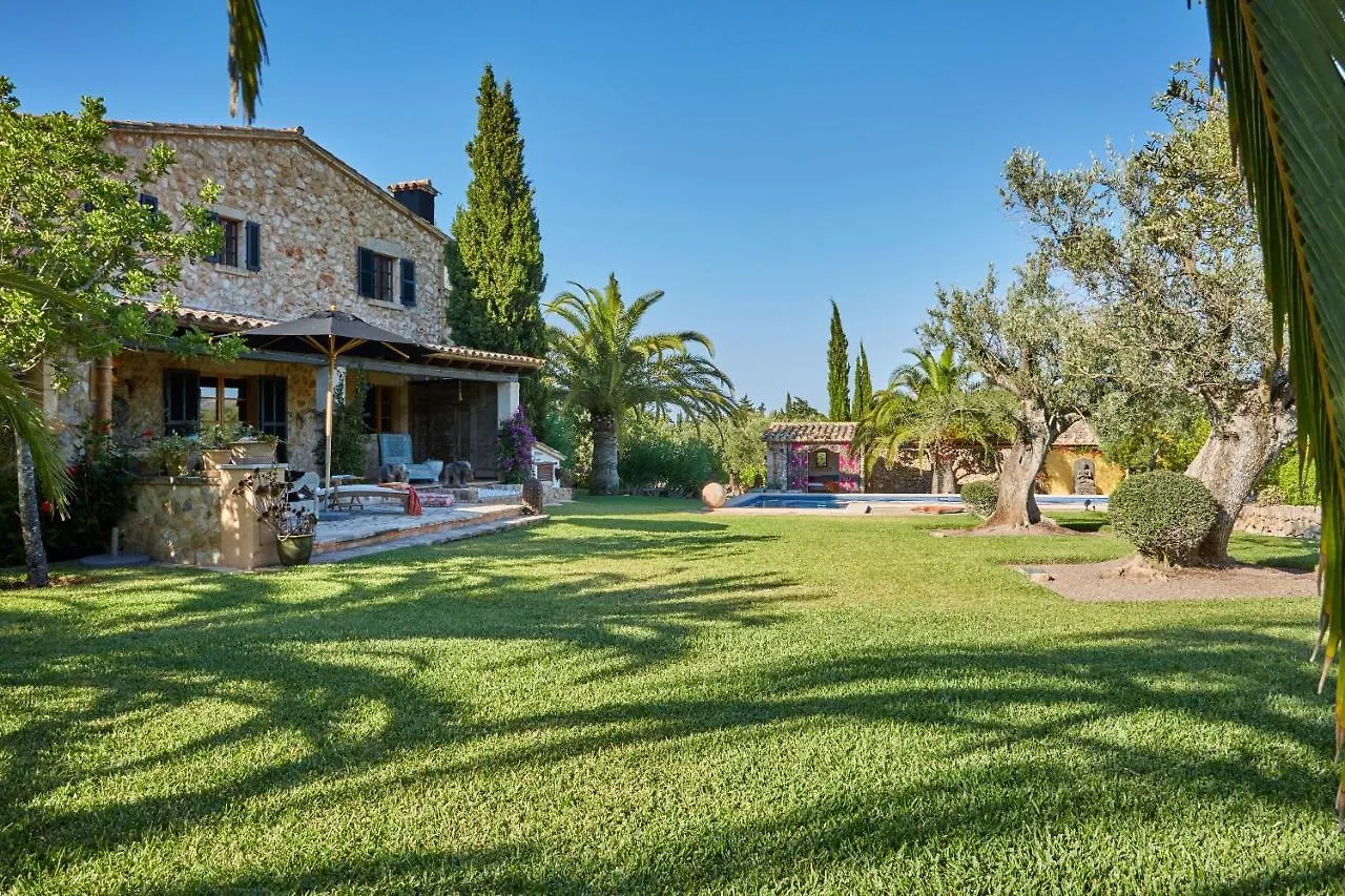Finca La Salve Apartment Pollenca